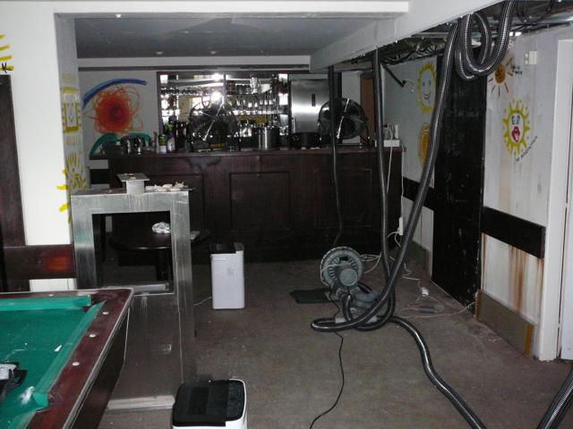 obr�zek - vysou�en� stropu